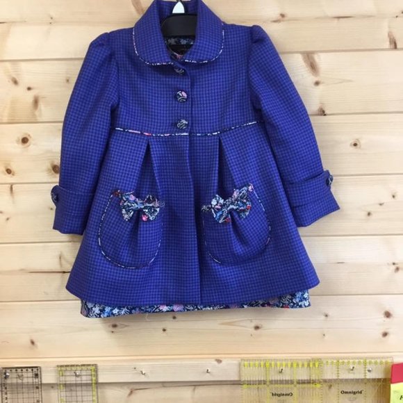 Girls Coat  Classic Design  PDF Sewing Pattern  Ages 1-12  Instant Download  Cut - Picture 2 of 4